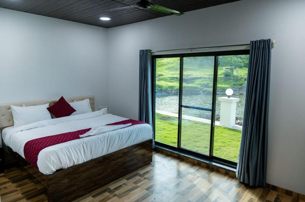 Hotel Mangozzz Magical World Panvel Exterior foto