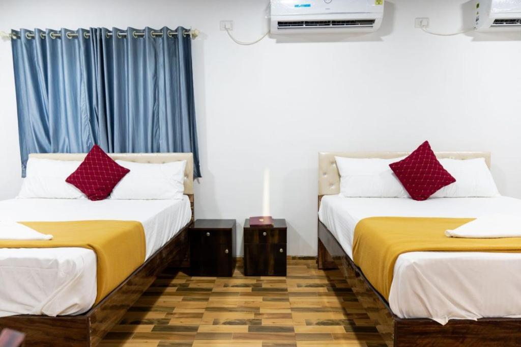 Hotel Mangozzz Magical World Panvel Exterior foto